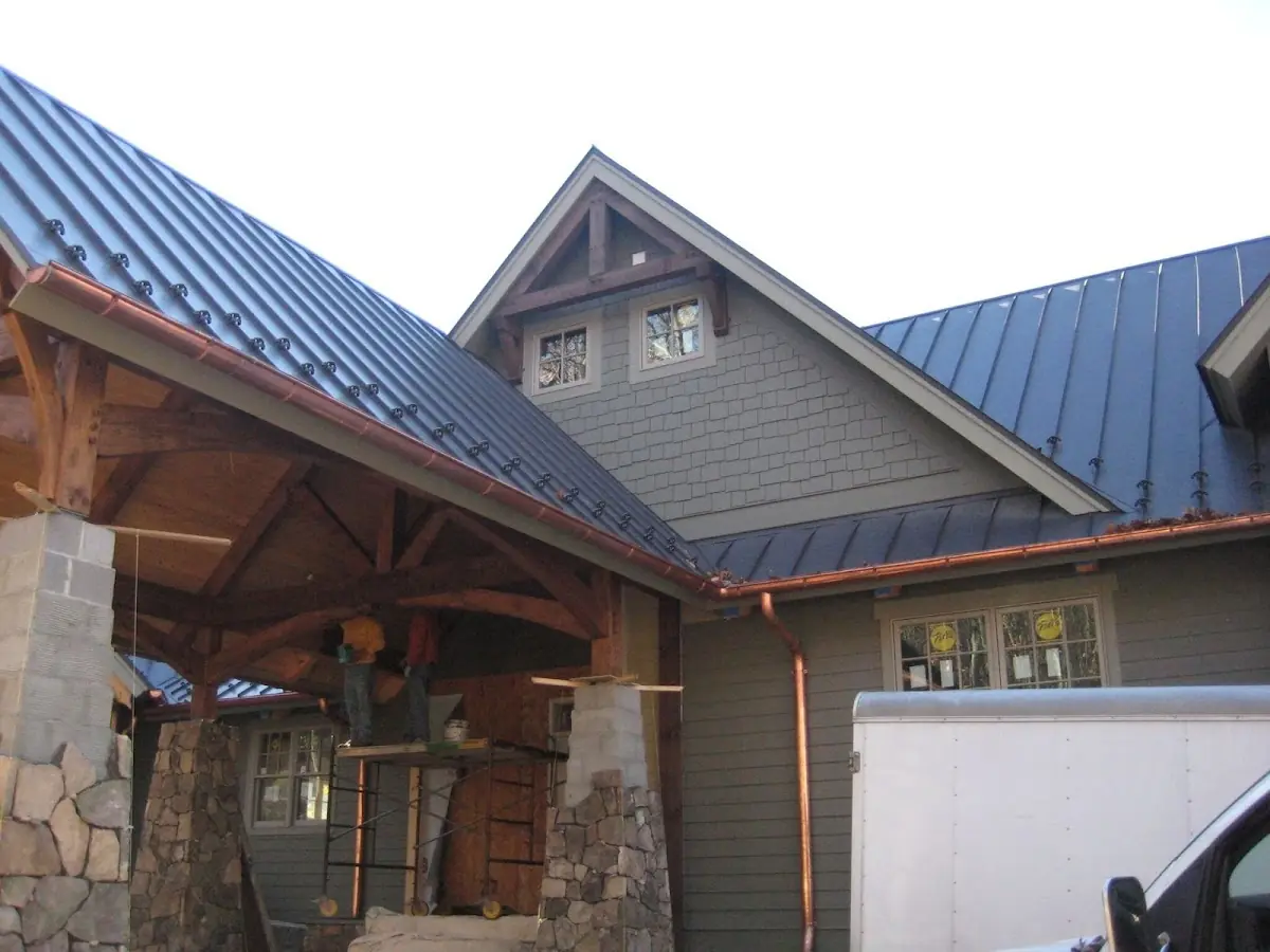 Craftsman Roofing team delivering quality roofing work in Hobin Corners